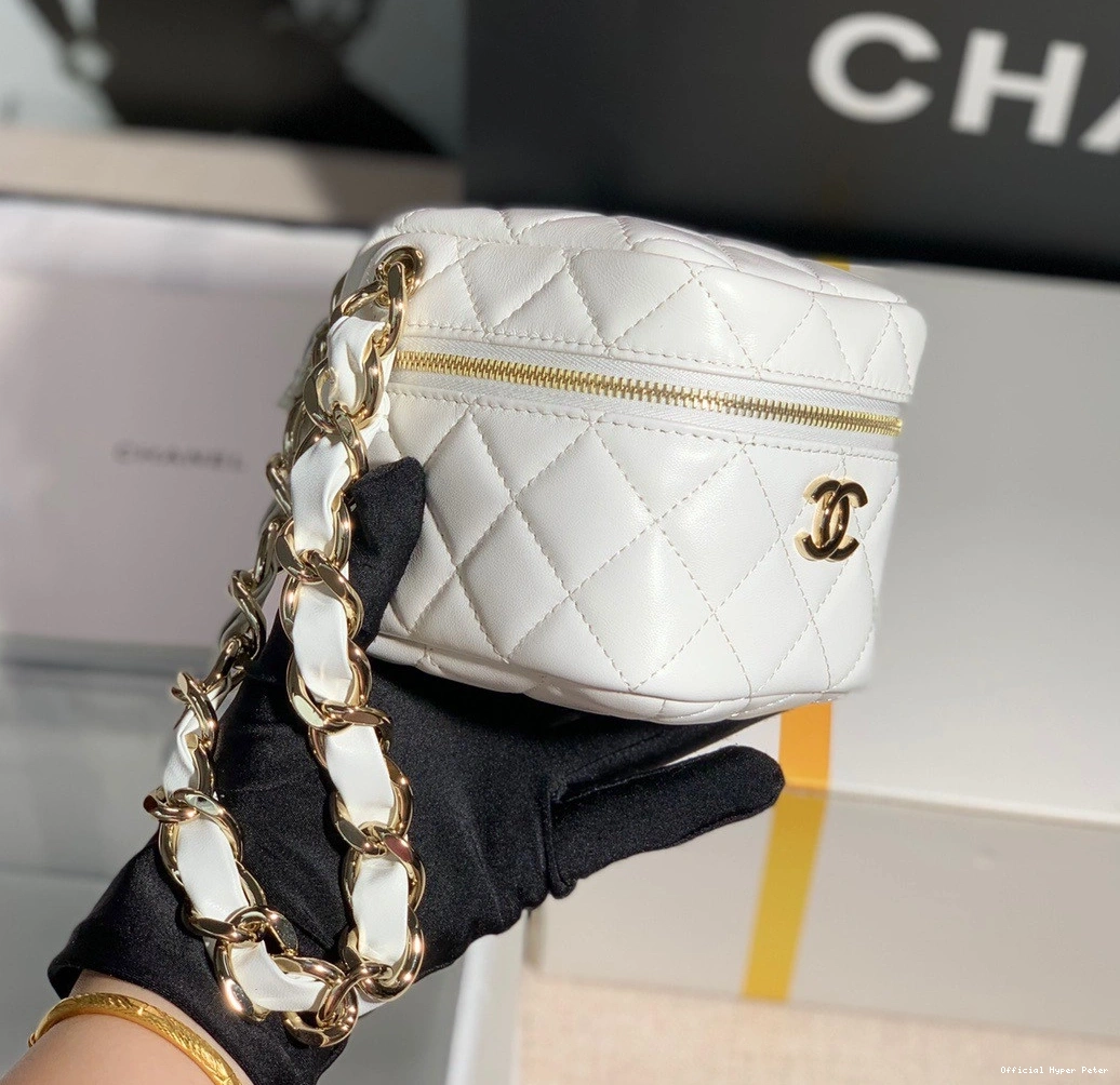 HyperPeter WITH HANDLE CHANEL CHANELUTCH 0812